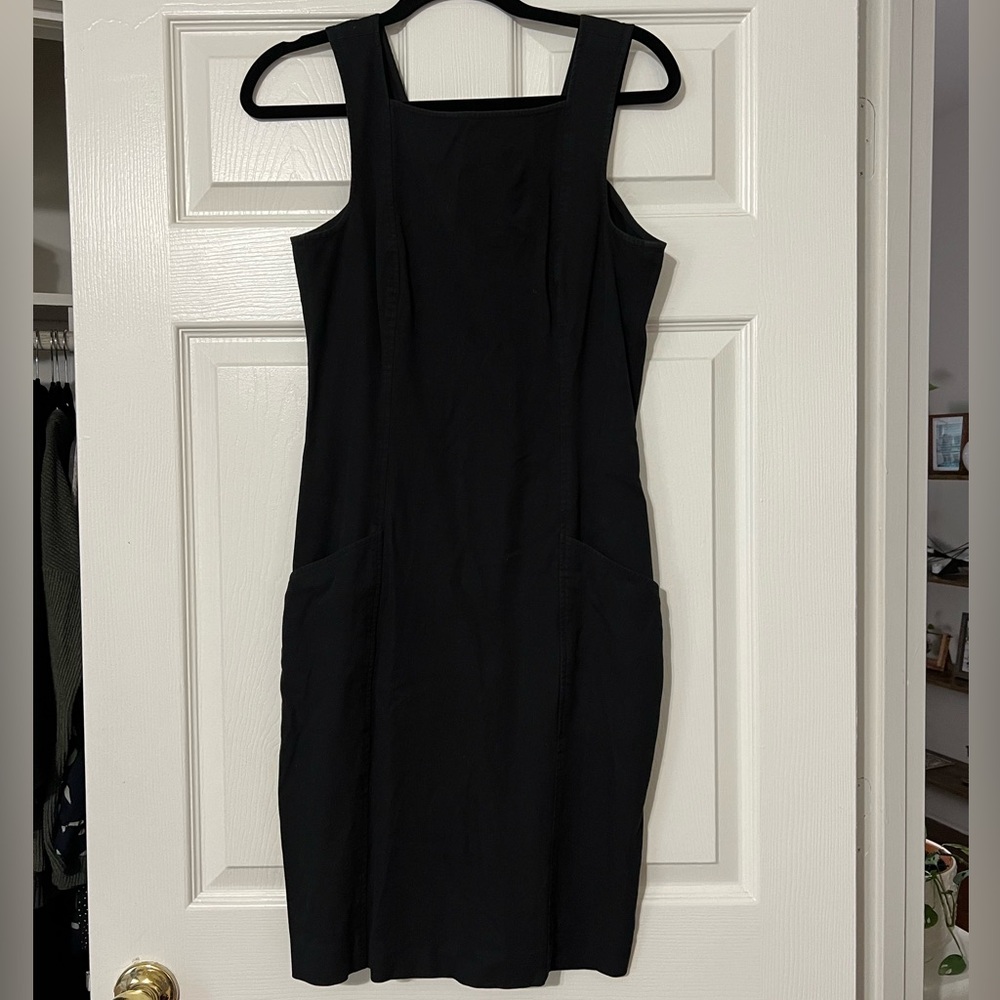🌺Theory Shift Dress with Pockets! (3/$50)